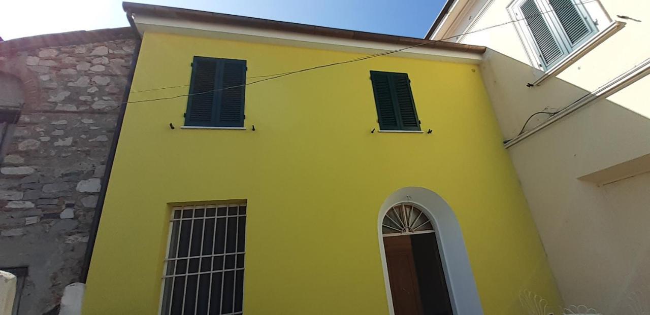 La Casa Gialla Del Ristoro Agricolo * Vecchiano